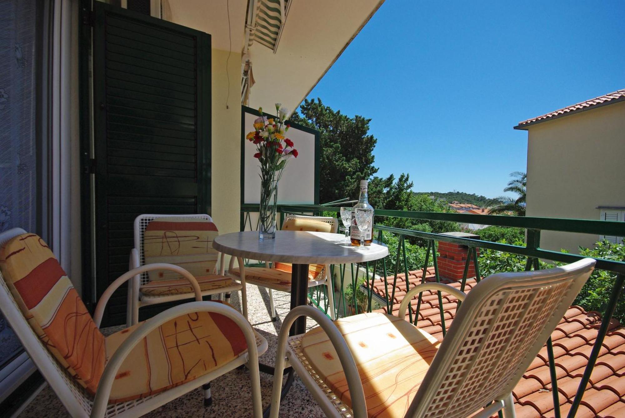 Apartments Ribarevic Makarska Room photo